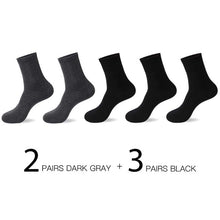 Load image into Gallery viewer, HSS 2021 High Quality Casual Men&#39;s Business Socks Summer Winter Cotton Socks Quick Drying Black White Long Sock Plus Size US7-14